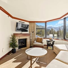 6th Floor Fireplace Suite, Everline Resort-Views