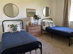 Gorgeous, Pet and Family friendly, Long stays