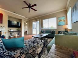 One Story, Pet & Family Friendly, Fireplace