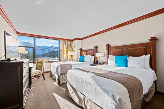 Double Queen Valley View-Zero Resort Fees in July
